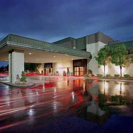 Holiday Inn Fairlane Dearborn